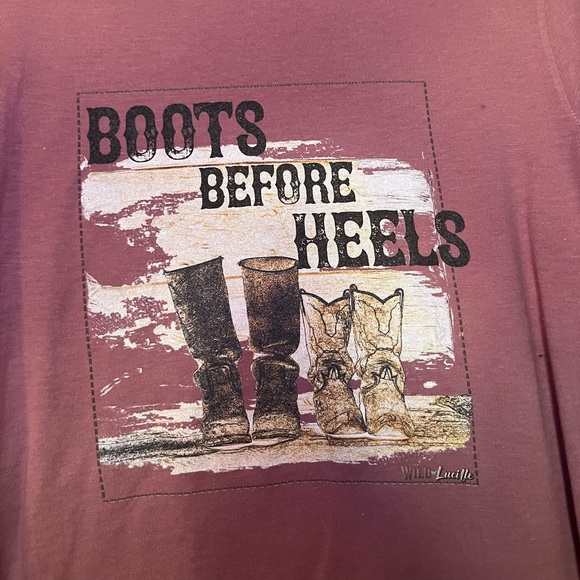 Boutique Tshirts - Picture 6 of 9